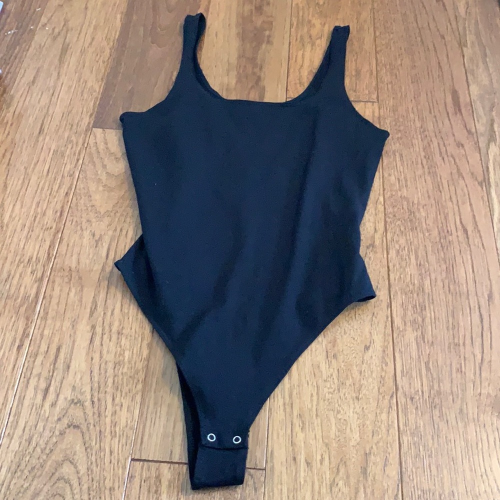 garage black bodysuit